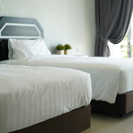 The Tung Hotel Pattaya Exterior photo