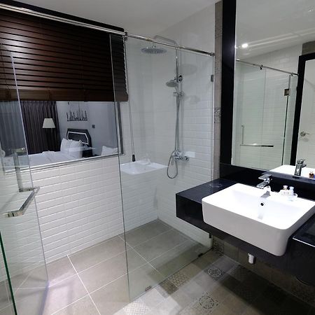 The Tung Hotel Pattaya Exterior photo