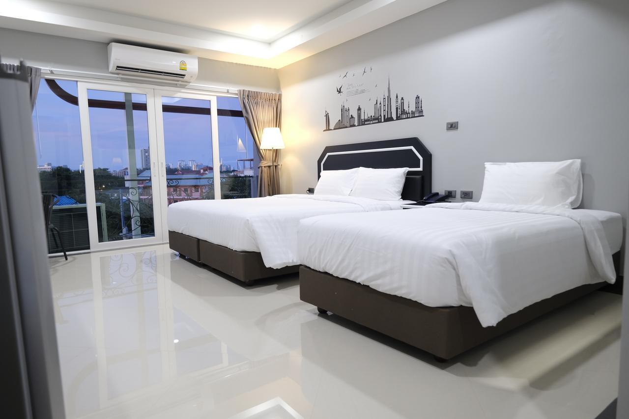 The Tung Hotel Pattaya Exterior photo